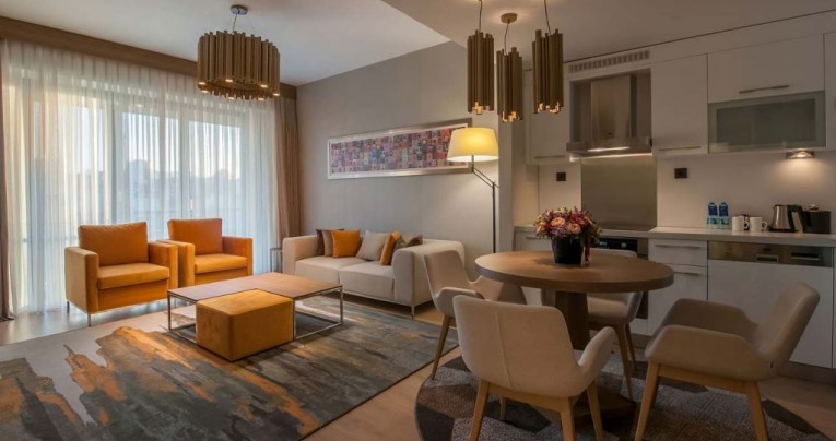 Deluxe Hotel Apartments thumbnail 13